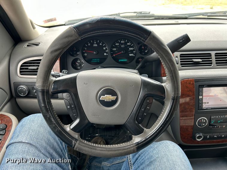 image for item EK4641 2008 Chevrolet Avalanche LT Crew Cab pickup truck