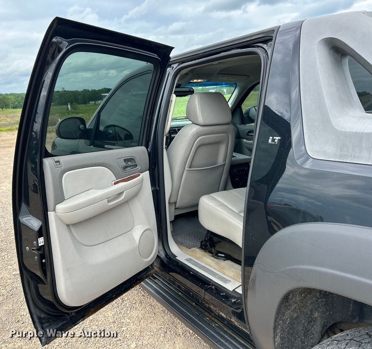 image for item EK4641 2008 Chevrolet Avalanche LT Crew Cab pickup truck