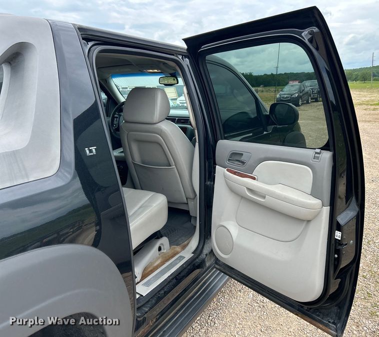 image for item EK4641 2008 Chevrolet Avalanche LT Crew Cab pickup truck