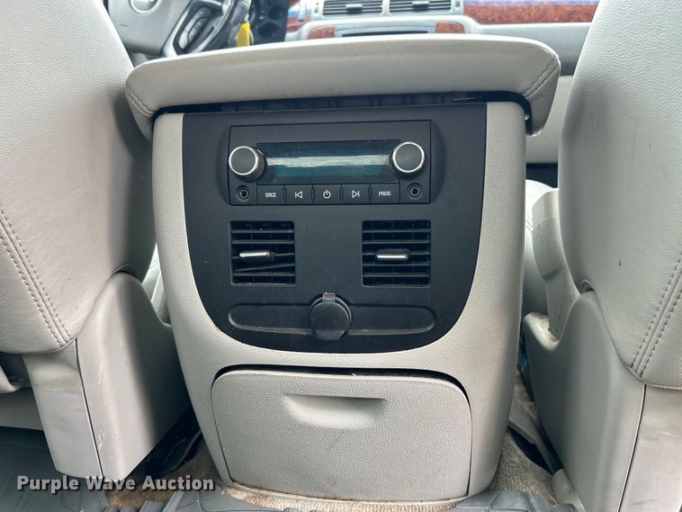 image for item EK4641 2008 Chevrolet Avalanche LT Crew Cab pickup truck