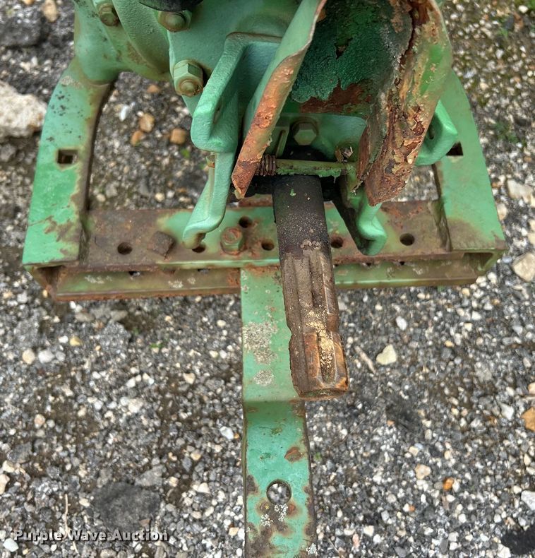 image for item EK4646 1939 John Deere B tractor