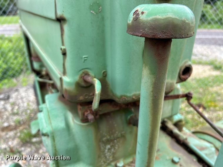 image for item EK4646 1939 John Deere B tractor