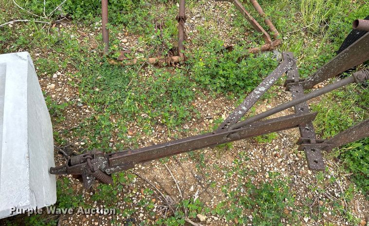 image for item EK4646 1939 John Deere B tractor