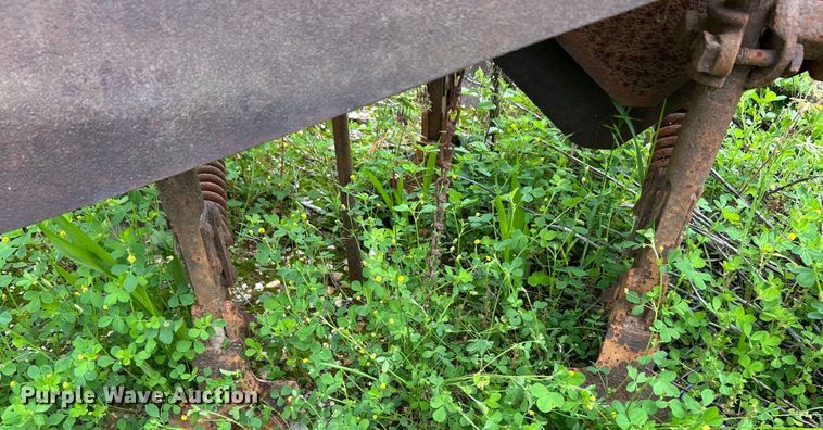 image for item EK4646 1939 John Deere B tractor