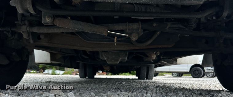 image for item EK4667 2013 Ford E450 Super Duty shuttle bus