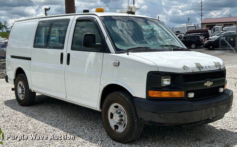 image for item EK4670 2008 Chevrolet Express 3500 van