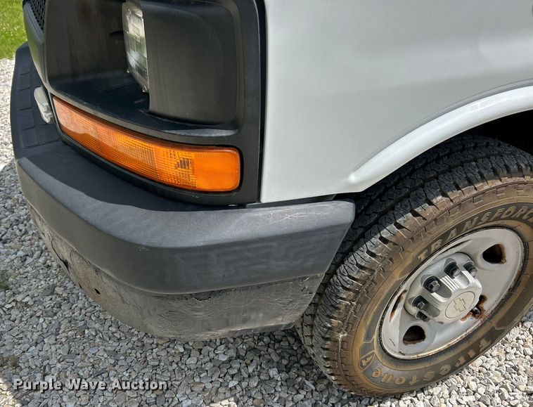 image for item EK4670 2008 Chevrolet Express 3500 van