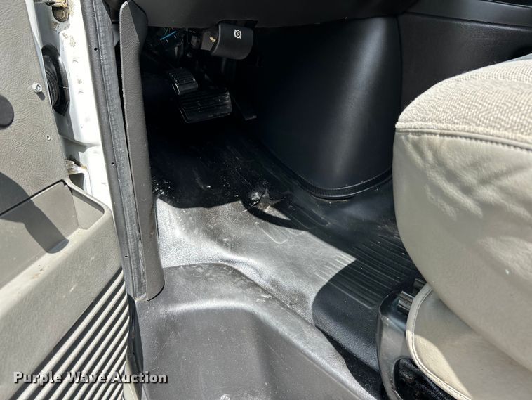 image for item EK4670 2008 Chevrolet Express 3500 van