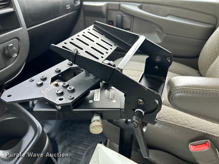 image for item EK4670 2008 Chevrolet Express 3500 van