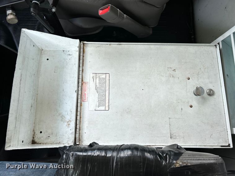 image for item EK4670 2008 Chevrolet Express 3500 van