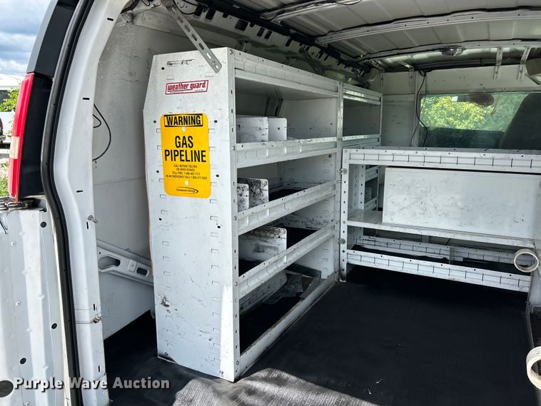 image for item EK4670 2008 Chevrolet Express 3500 van