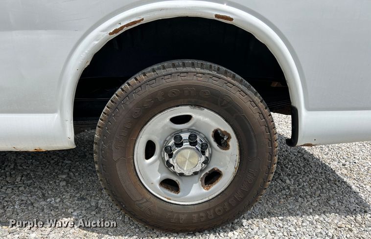 image for item EK4670 2008 Chevrolet Express 3500 van