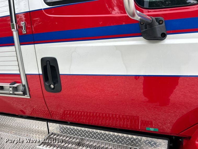 image for item EK4691 2010 International 4400 SBA LP ambulance