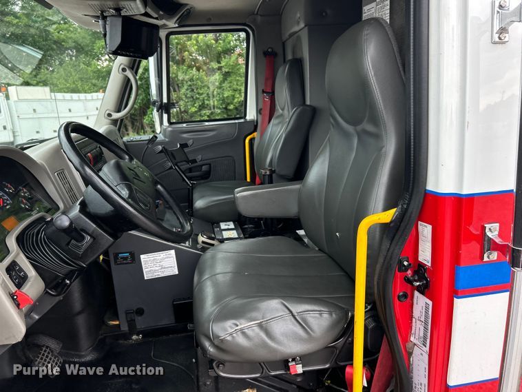 image for item EK4691 2010 International 4400 SBA LP ambulance