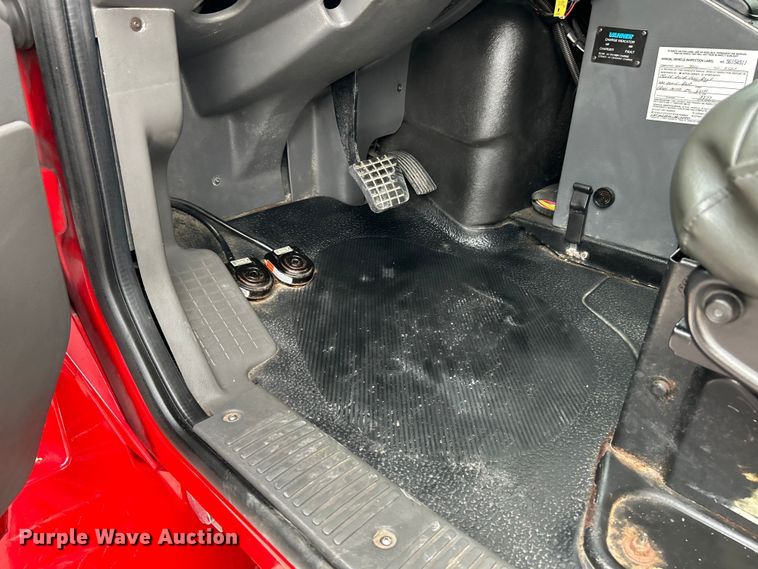 image for item EK4691 2010 International 4400 SBA LP ambulance