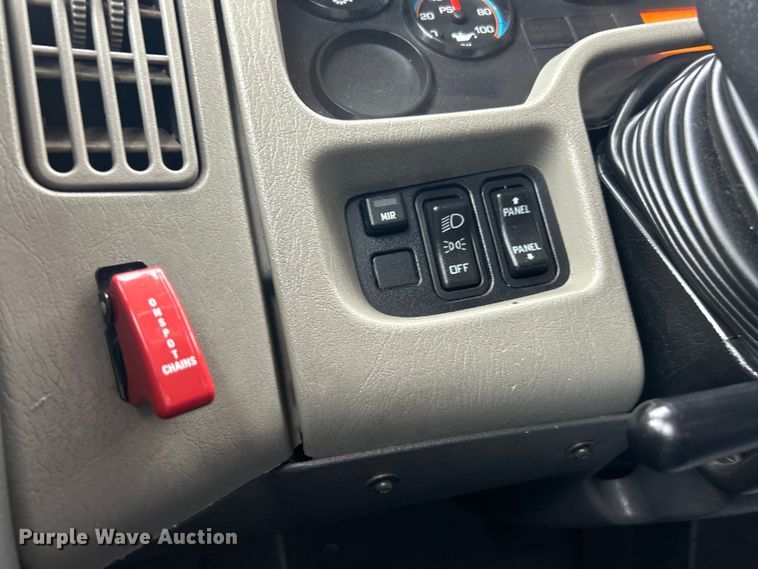 image for item EK4691 2010 International 4400 SBA LP ambulance