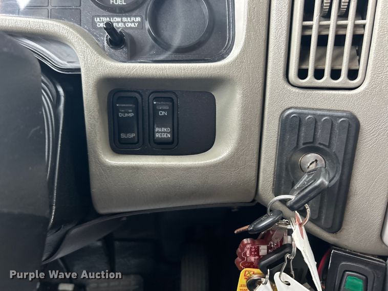 image for item EK4691 2010 International 4400 SBA LP ambulance