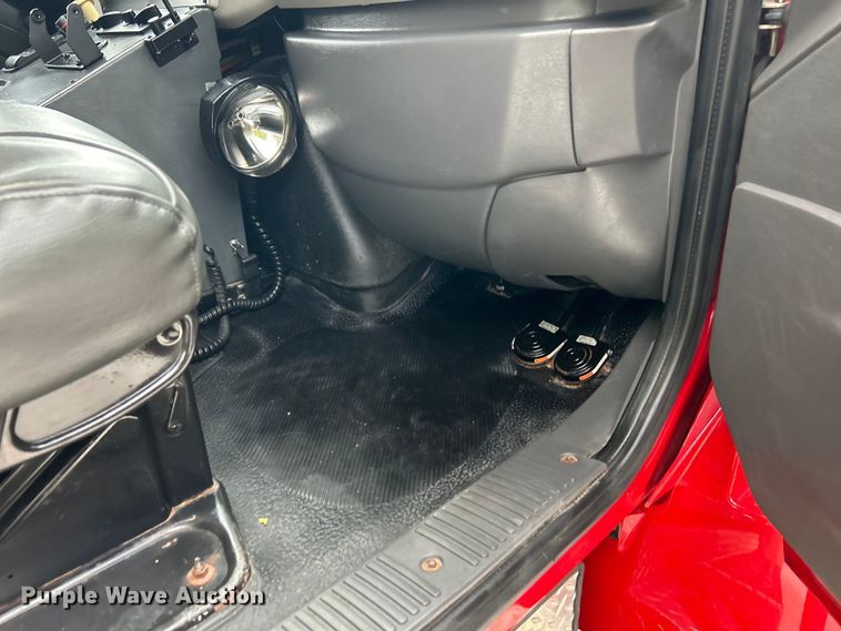 image for item EK4691 2010 International 4400 SBA LP ambulance