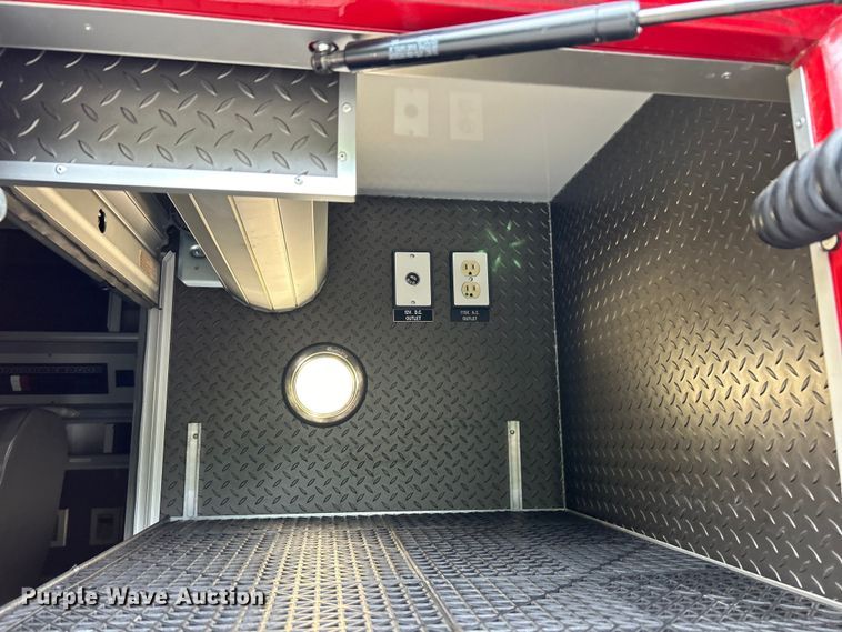 image for item EK4691 2010 International 4400 SBA LP ambulance