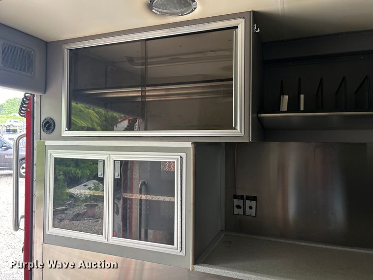 image for item EK4691 2010 International 4400 SBA LP ambulance