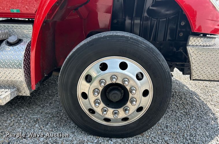 image for item EK4691 2010 International 4400 SBA LP ambulance