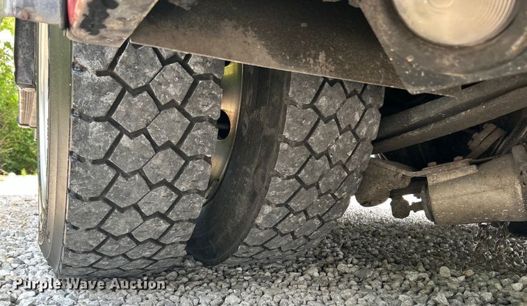 image for item EK4691 2010 International 4400 SBA LP ambulance