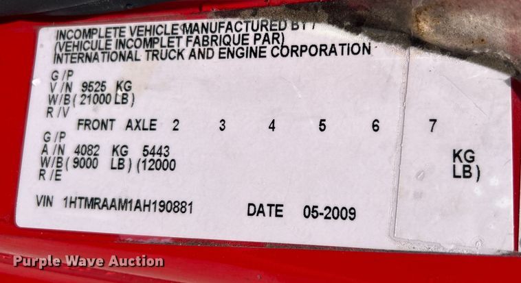 image for item EK4691 2010 International 4400 SBA LP ambulance