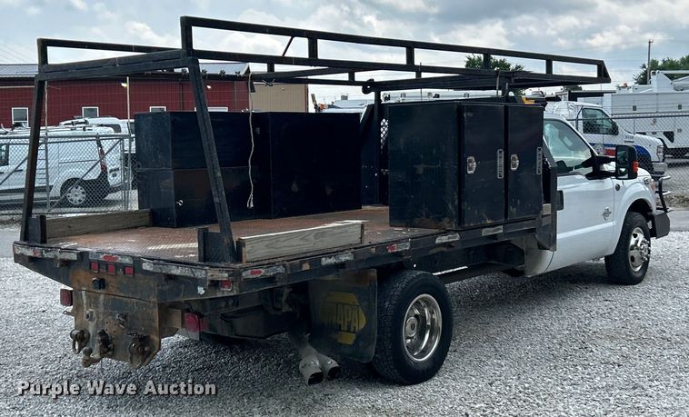 image for item EK4692 2011 Ford F350 Super Duty XLT flatbed pickup truck