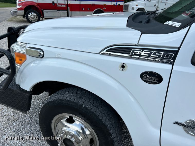 image for item EK4692 2011 Ford F350 Super Duty XLT flatbed pickup truck