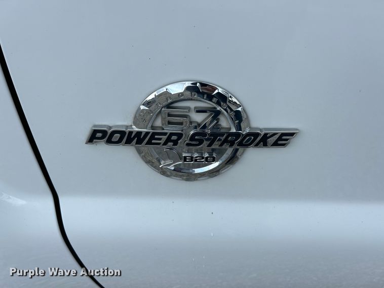 image for item EK4692 2011 Ford F350 Super Duty XLT flatbed pickup truck