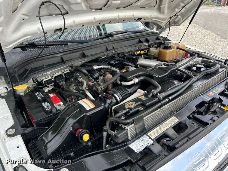 image for item EK4692 2011 Ford F350 Super Duty XLT flatbed pickup truck