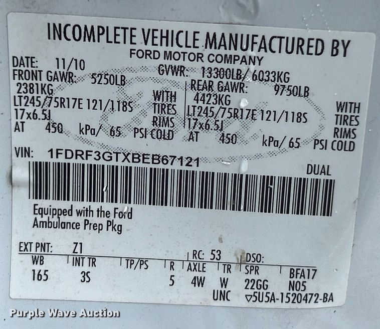 image for item EK4692 2011 Ford F350 Super Duty XLT flatbed pickup truck