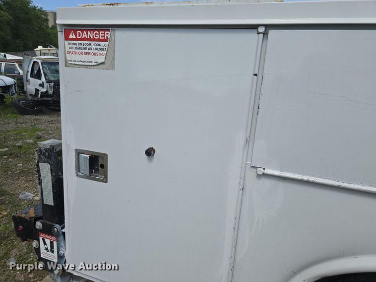 image for item EK6008 Reading utility bed 