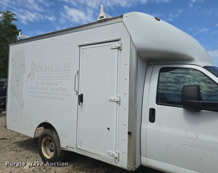 image for item EK6011 Supreme box bed