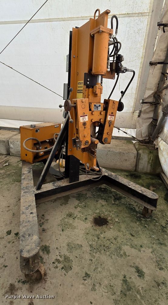 image for item EK6030 Vic Roc BB302 u bolt bender