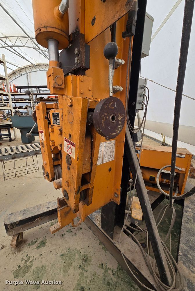 image for item EK6030 Vic Roc BB302 u bolt bender