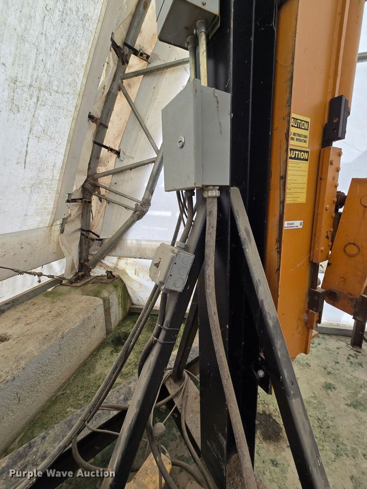 image for item EK6030 Vic Roc BB302 u bolt bender