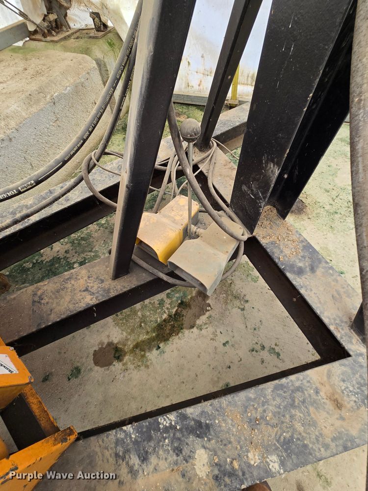 image for item EK6030 Vic Roc BB302 u bolt bender