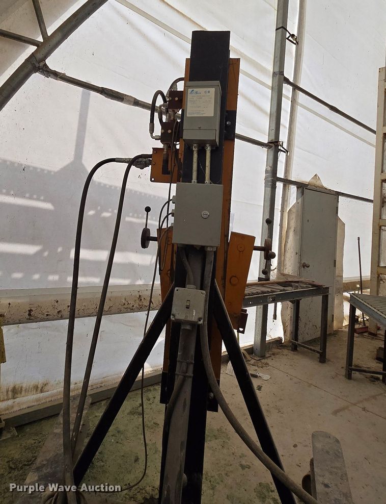 image for item EK6030 Vic Roc BB302 u bolt bender