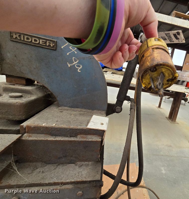 image for item EK6037 Tools