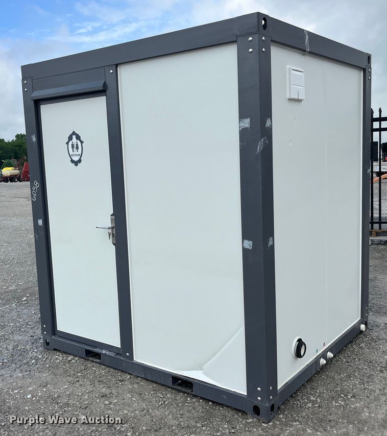 image for item EK8519 Bastone Mobile restroom