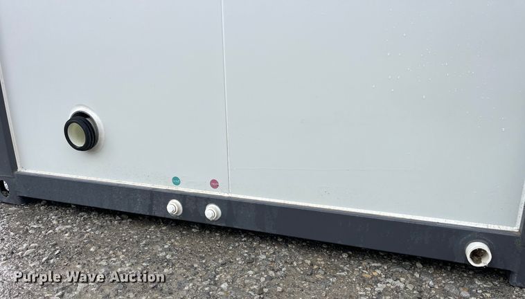 image for item EK8519 Bastone Mobile restroom