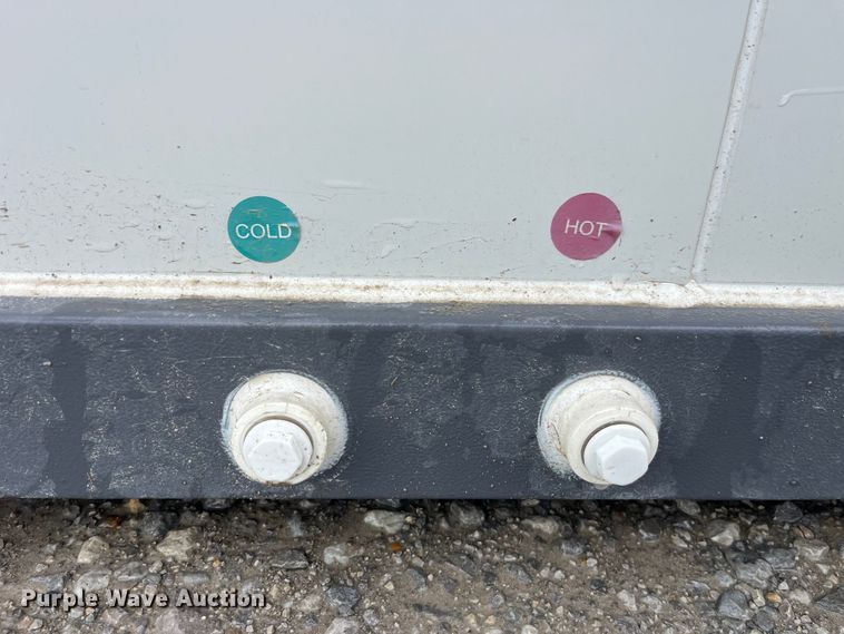 image for item EK8519 Bastone Mobile restroom