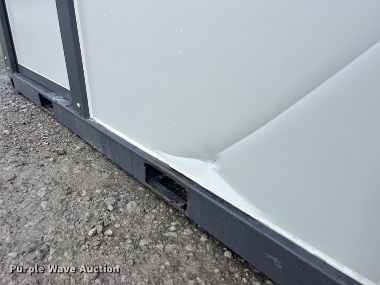 image for item EK8519 Bastone Mobile restroom