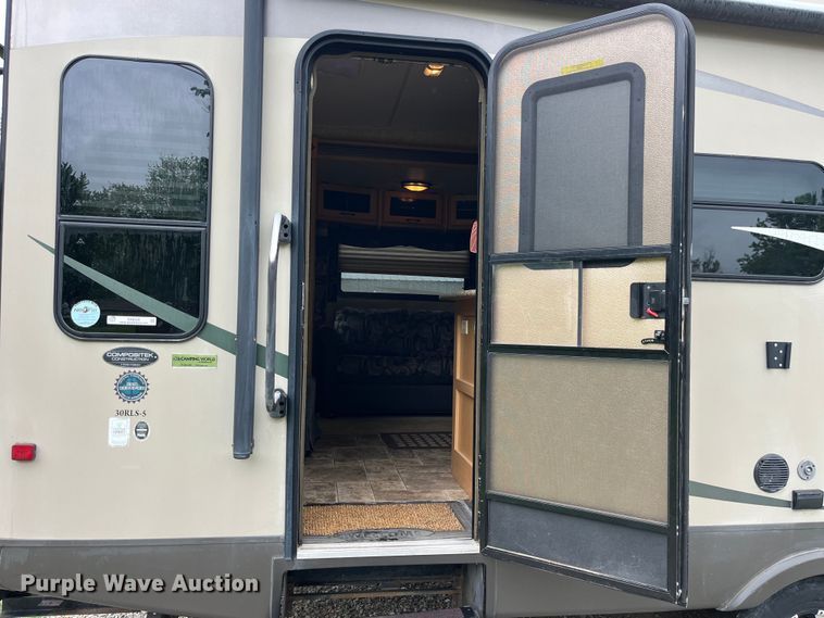 image for item EK8520 2011 Evergreen EL30RLS-5 camper