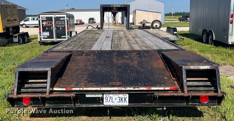 image for item EK8541 1999 Titan equipment trailer