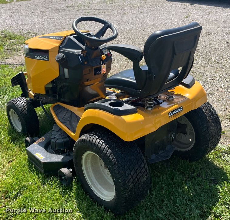 image for item EK8549 2020 Cub Cadet XT2 Enduro Series lawn mower