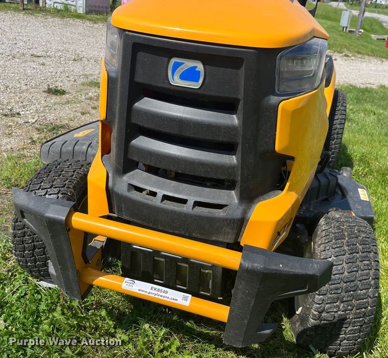 image for item EK8549 2020 Cub Cadet XT2 Enduro Series lawn mower