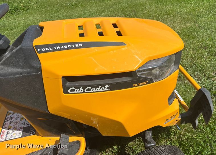 image for item EK8549 2020 Cub Cadet XT2 Enduro Series lawn mower