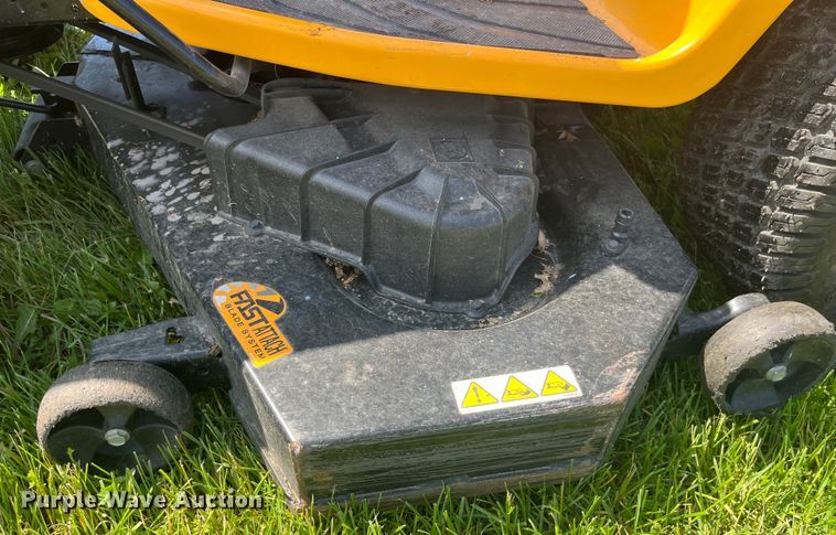 image for item EK8549 2020 Cub Cadet XT2 Enduro Series lawn mower